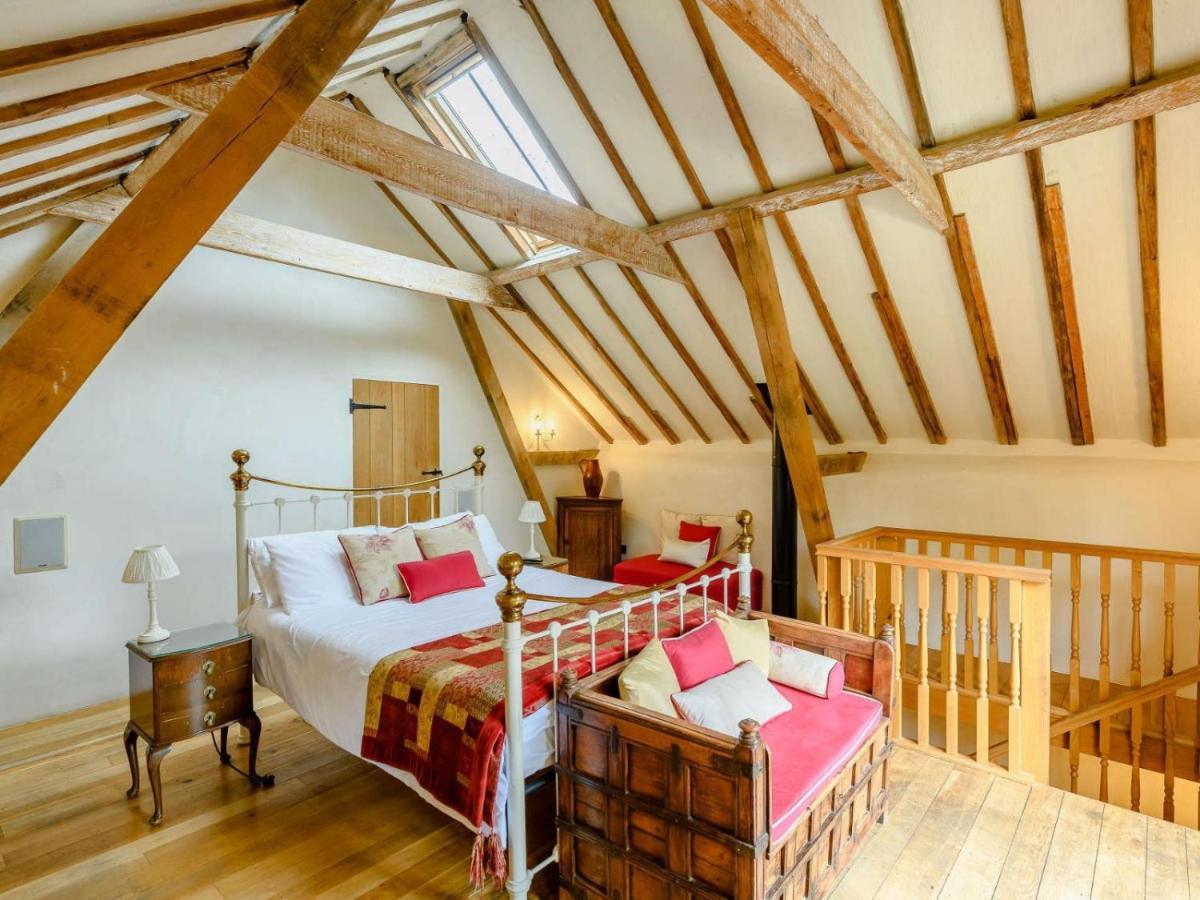 16Th Century Cartlodge With Private Hot Tub Diss Bagian luar foto