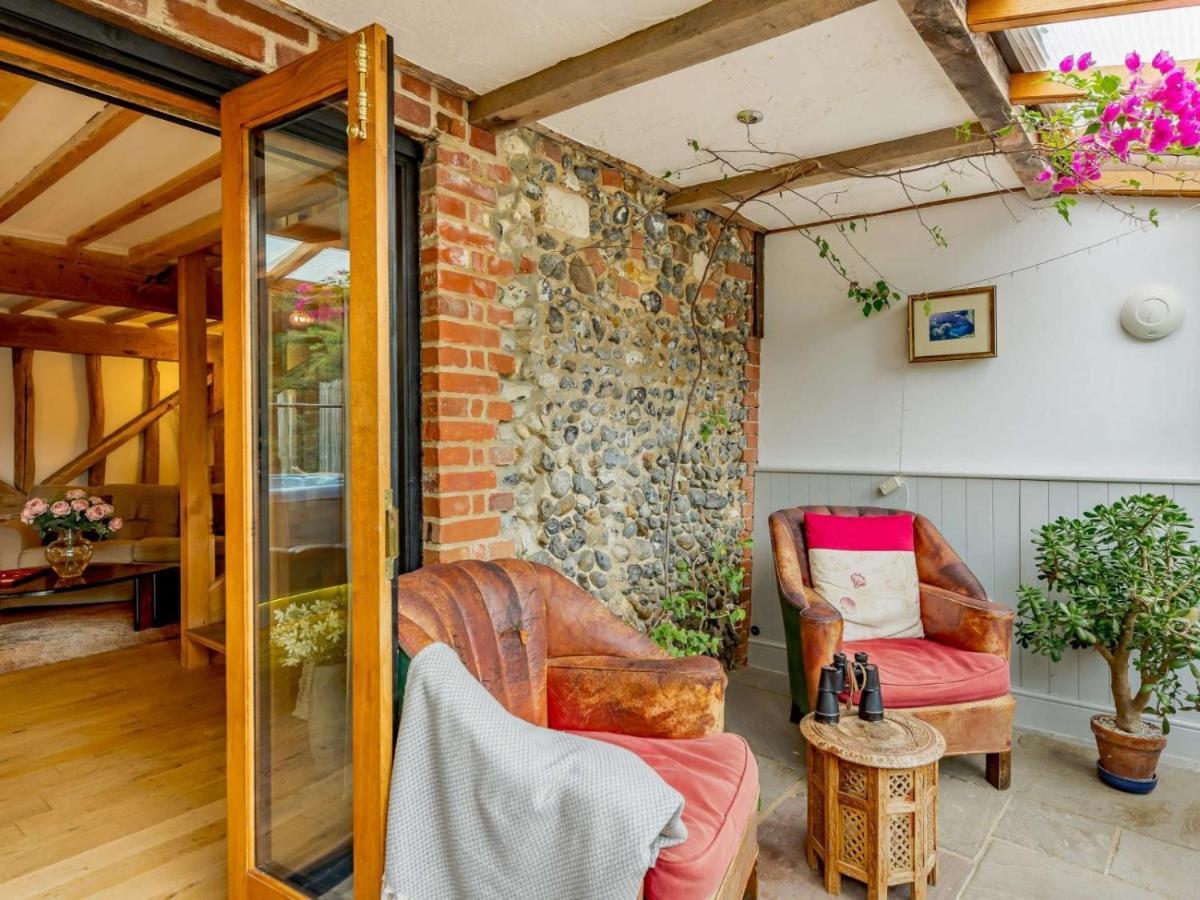 16Th Century Cartlodge With Private Hot Tub Diss Bagian luar foto